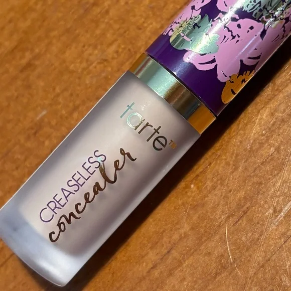 Tarte Creaseless Concealer Medium - Picture 3 of 16